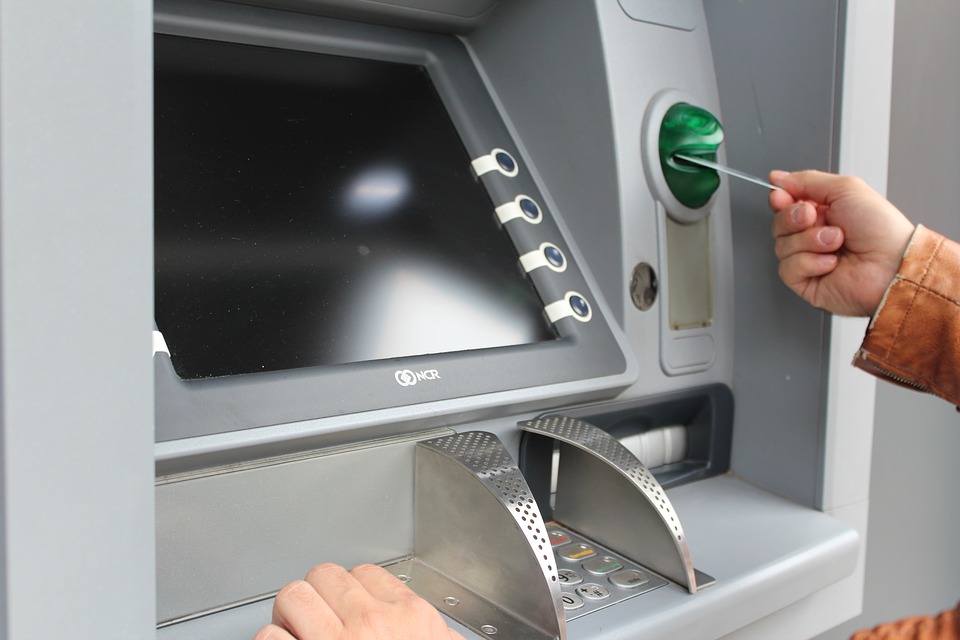 Gunakan Kartu ATM Berlogo GPN, Temukan Lima Manfaatnya