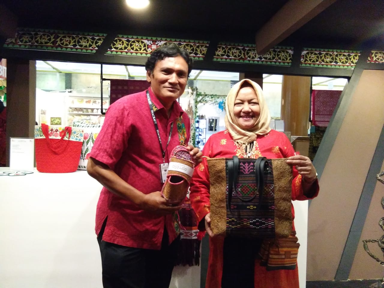 Sendal Sabut Kelapa Ramah Lingkungan