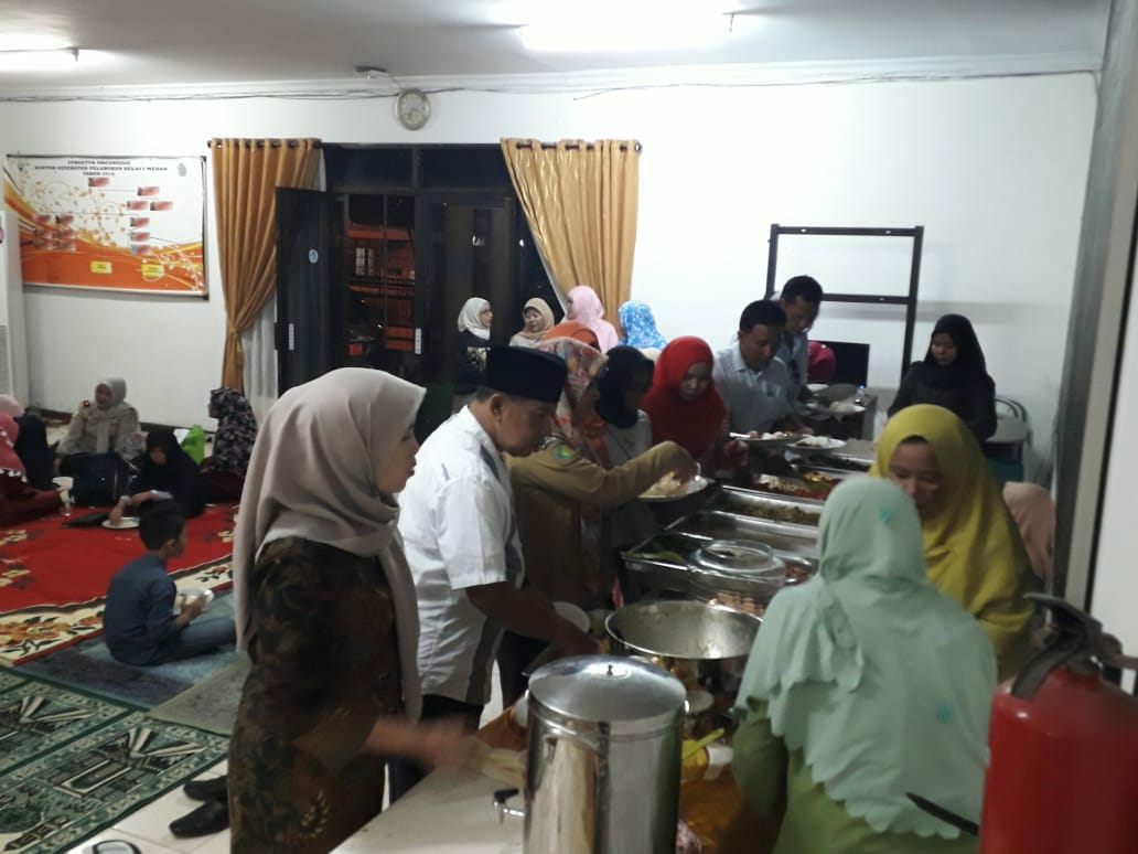 Buka Puasa Bersama, Catering eMak Sarah Bisa Jadi Pilihan