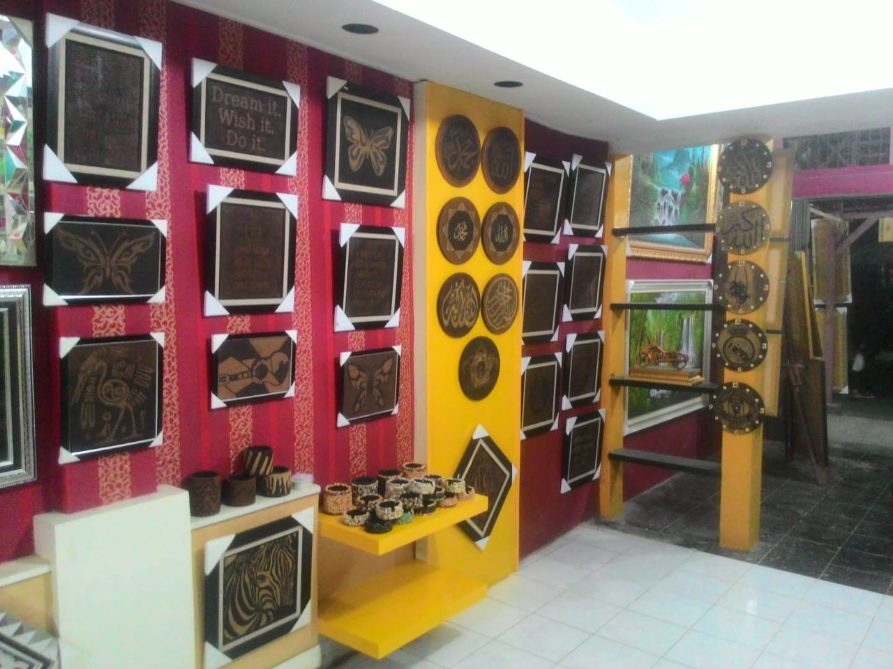 Seken Art Medan Berkreasi dengan Bubuk Teh