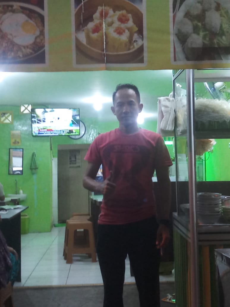 Yakin Bakal Sukses, Waroeng Kq5 Tak Lagi di Kaki Lima