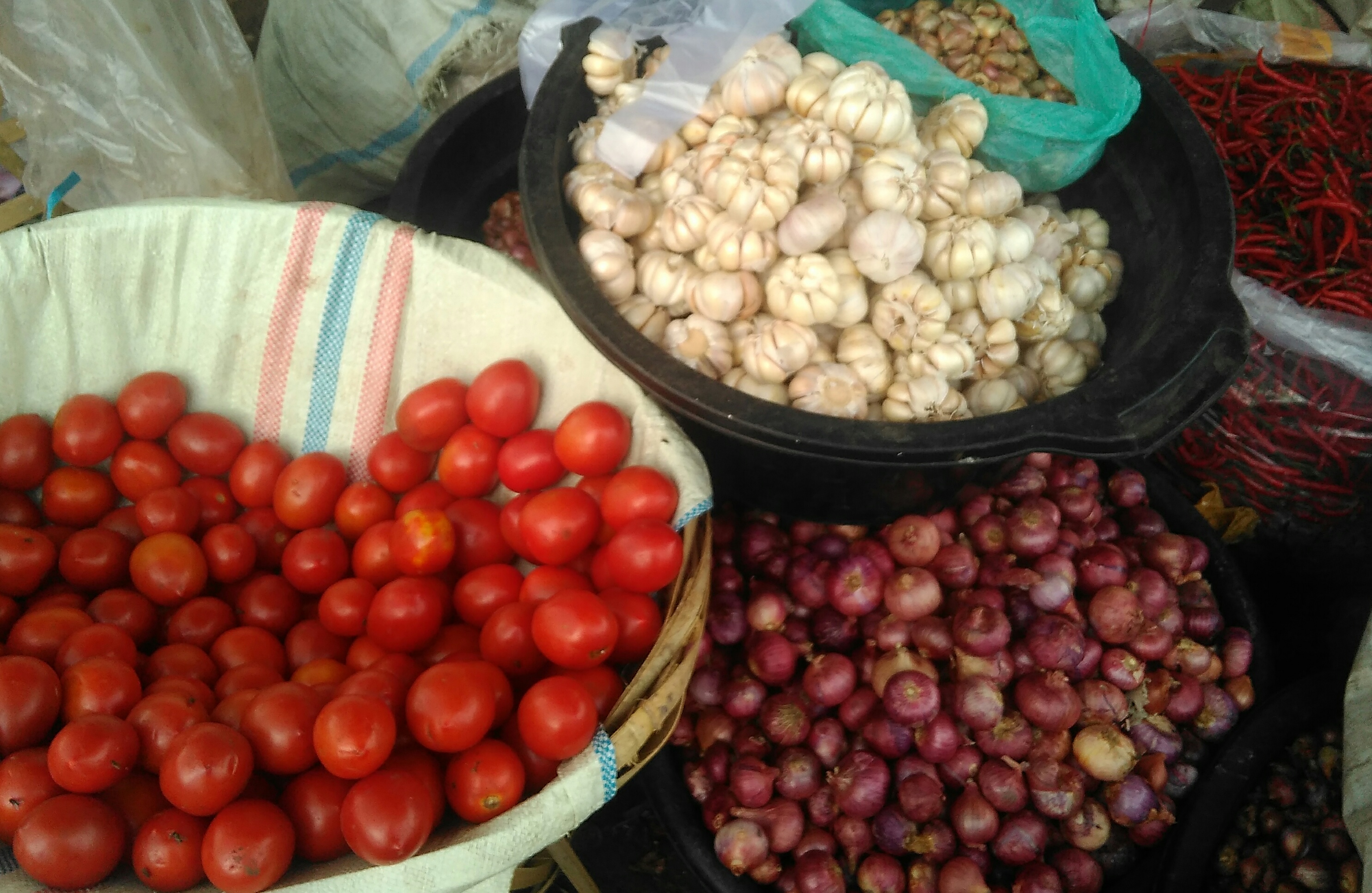 Harga Sejumlah Komoditas Pangan Bergerak Turun