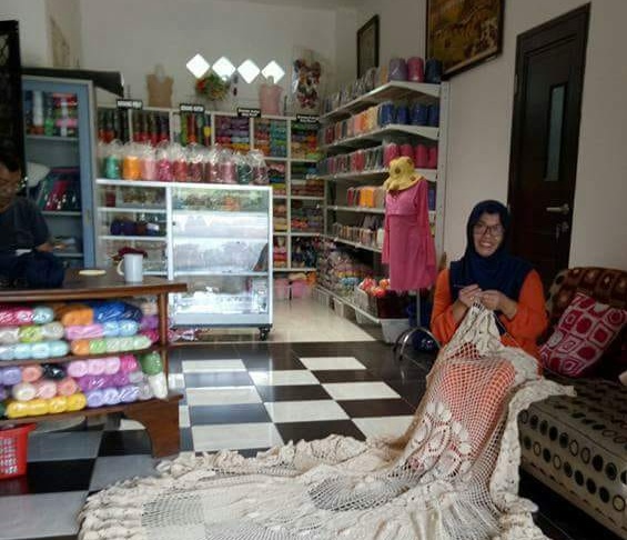 Andini, Dari Hobbi Hingga Buka Kelas rajut