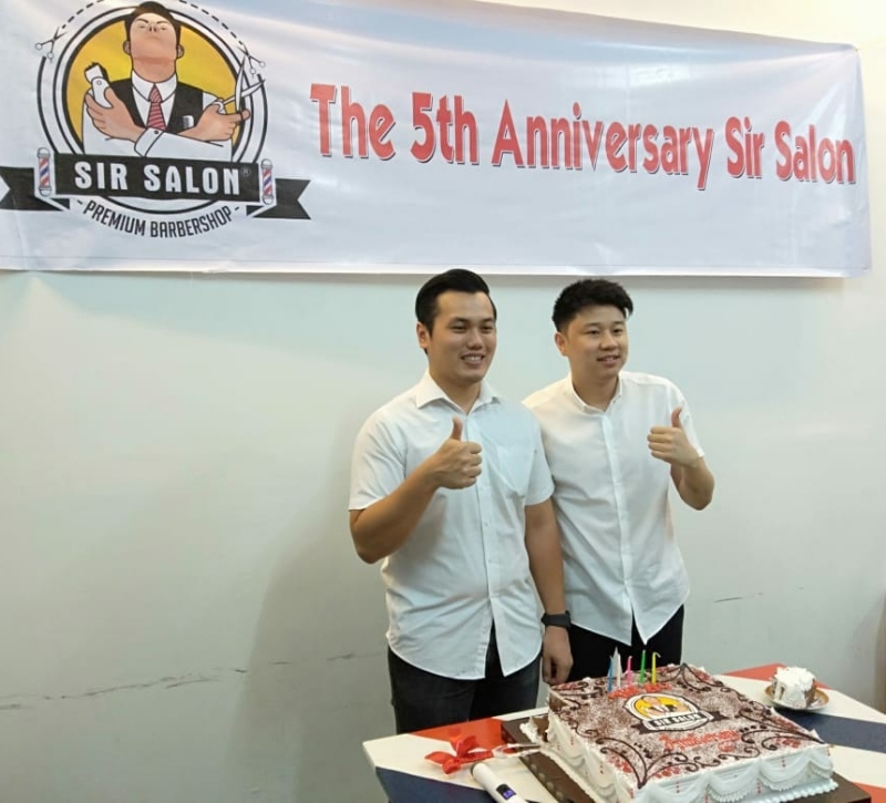 Ulang Tahun Ke5, Sir Salon Bagi-Bagi Hadiah Ke Custumer