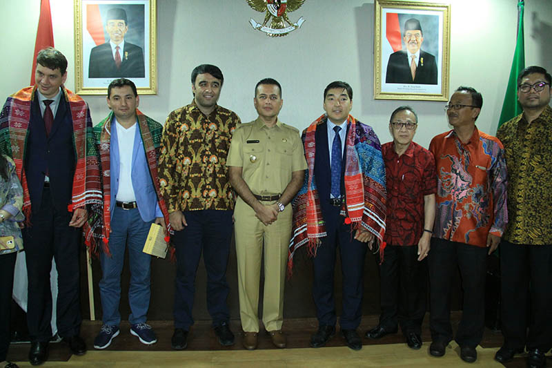 Investor Kazakhstan dan Tajikistan Kagumi Pariwisata dan Sumberdaya Alam Sumut