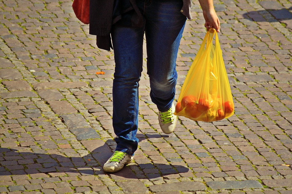 PP Penggunaan Plastik Kresek Ramah Lingkungan Terus Digodok
