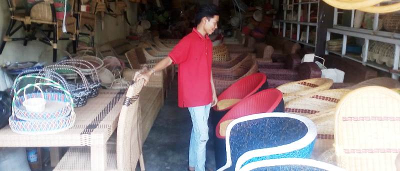Masih Manual, Hambat Sistem Pemasaran Kerajinan Rotan
