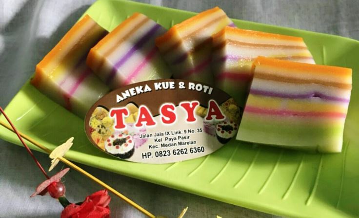 Manfaatkan Relasi, Aneka Kue Tasya Produksi Ratusan Kue Non-stop Tiap Hari