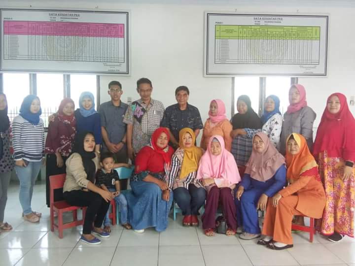 UKM Center Beri Pelatihan Abon dan Batik