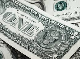 Kurs Jual Dollar AS di Bank dan "Money Changer" Sentuh Rp 15.000