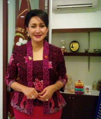 Perempuan Harus Berani Keluar dari Zona Nyaman