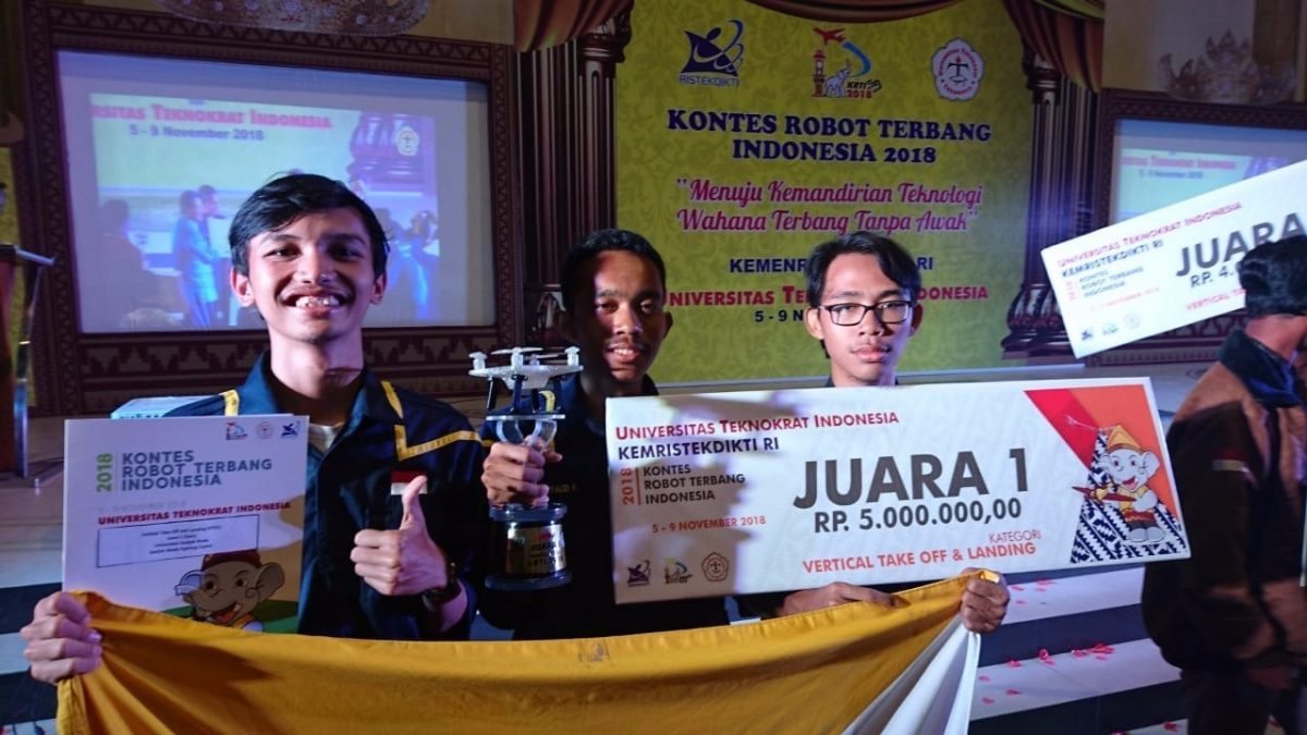 UGM Juara Umum Kontes Robot Terbang Indonesia 2018