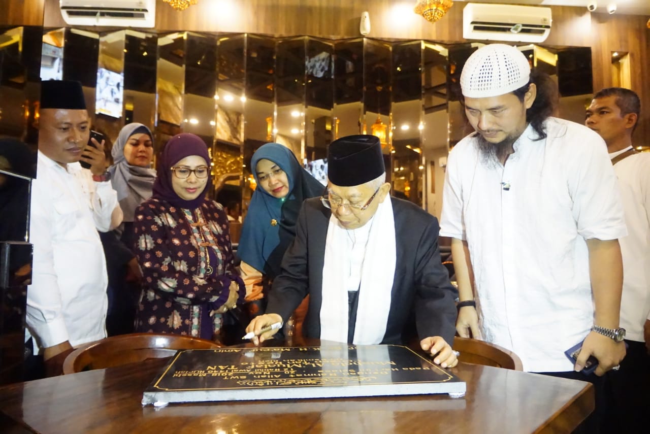 Resmikan Mushola, Conzep'Tan Resto Layak Dicontoh