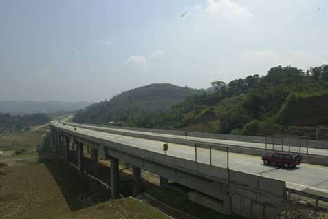 Pembangunan Jalan Tol Trans Sumatera Lintasi Sejumlah Kabupaten di Sumsel-Bengkulu