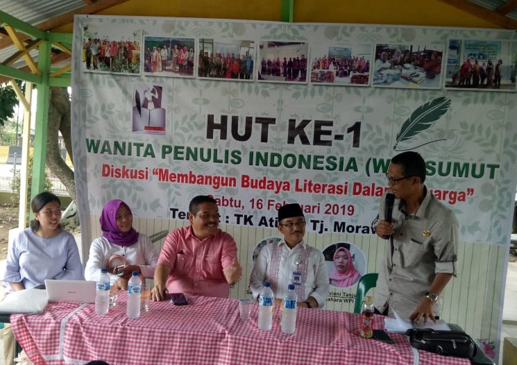 Budaya Membaca Solusi Bagi Anak Candu Gadget